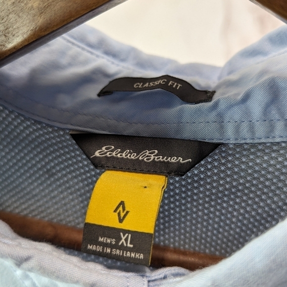 Eddie Bauer Shirt Mens XL Light Blue Travex Button Down Classic Fit Long Sleeve - Picture 3 of 9